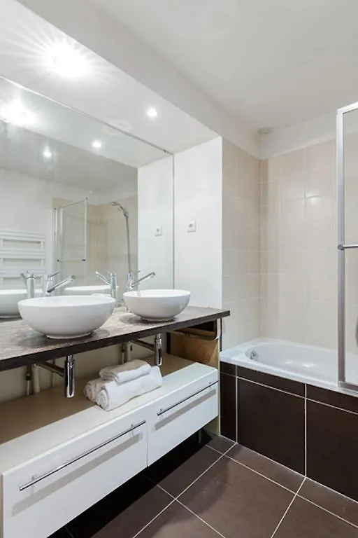 Private And Terrace - Le Marais Paris